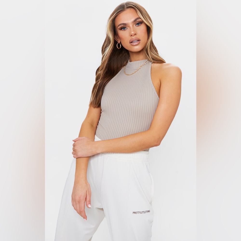 💋NWT PrettyLittleThing Taupe Bodysuit